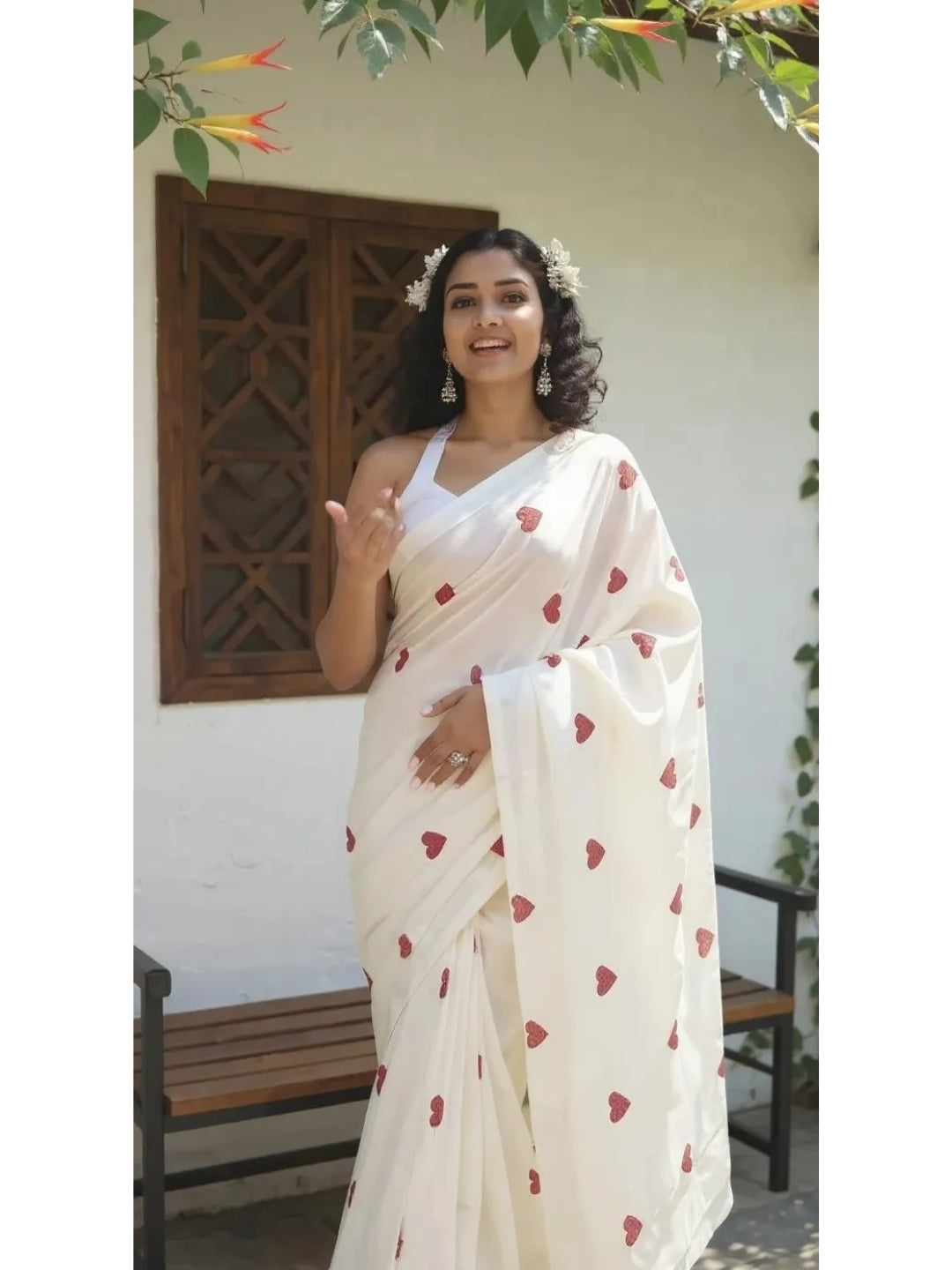 Aanchal - 1 minute Ready-to-wear saree in White heart in Khadi