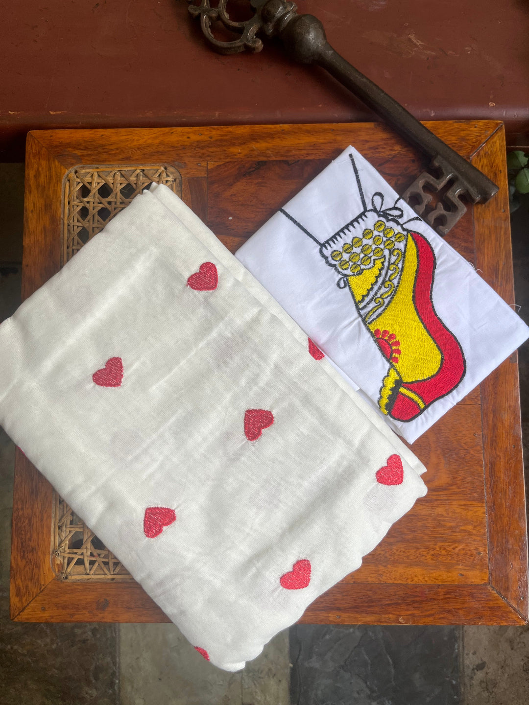 Aanchal - 1 minute Ready-to-wear saree in White heart in Khadi