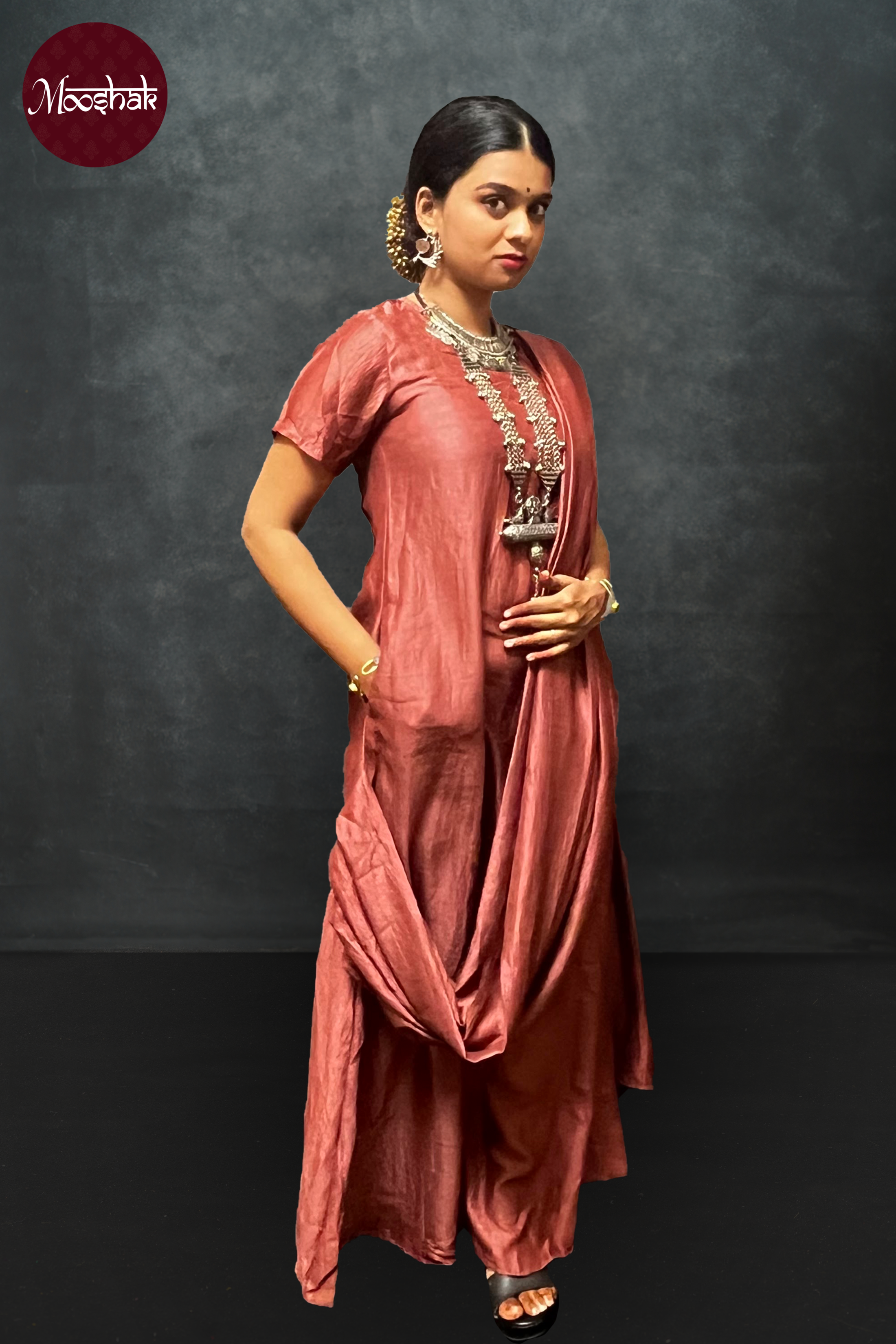 Mangai- Drape - Saree in Onion Pink Georgette