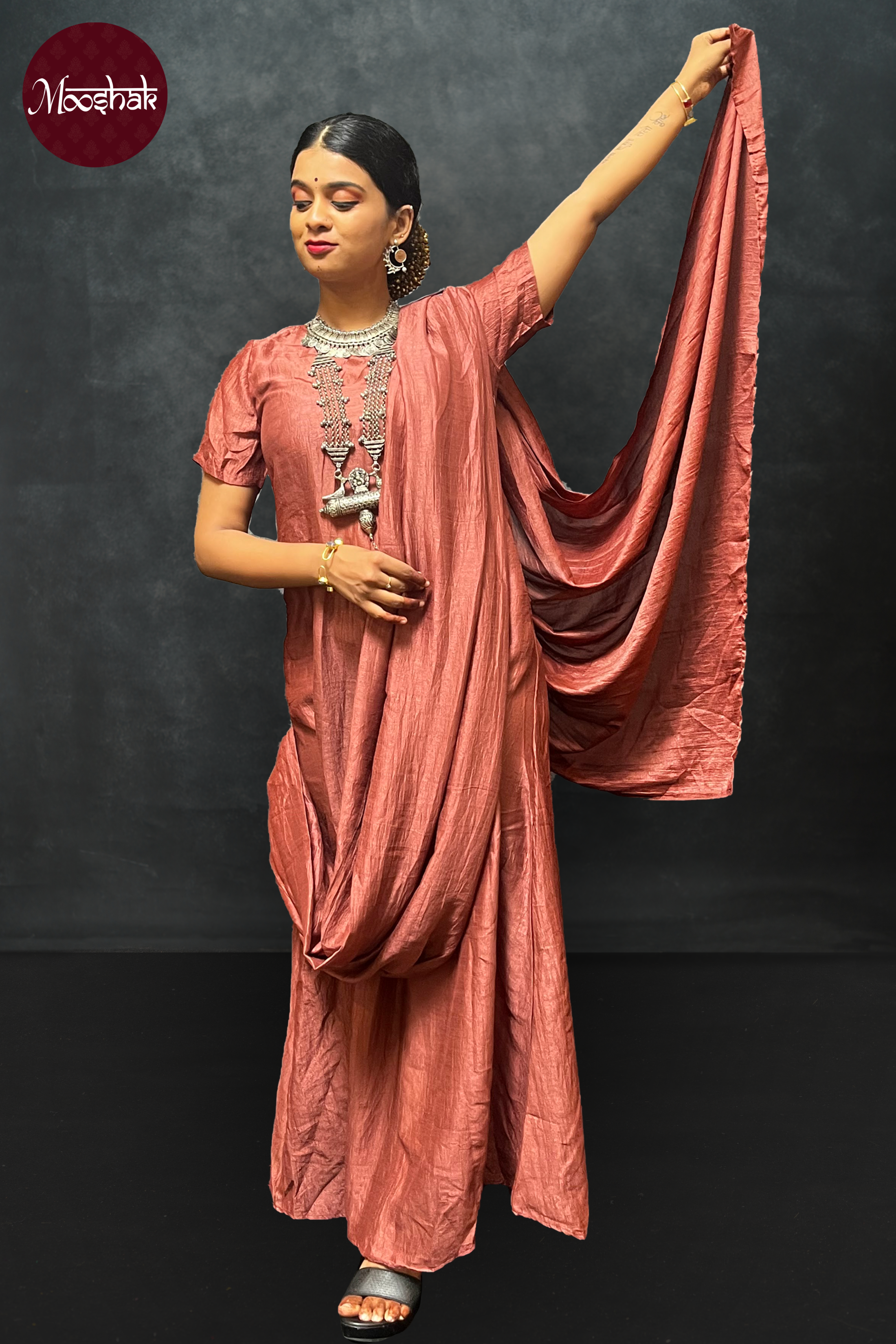 Mangai- Drape - Saree in Onion Pink Georgette