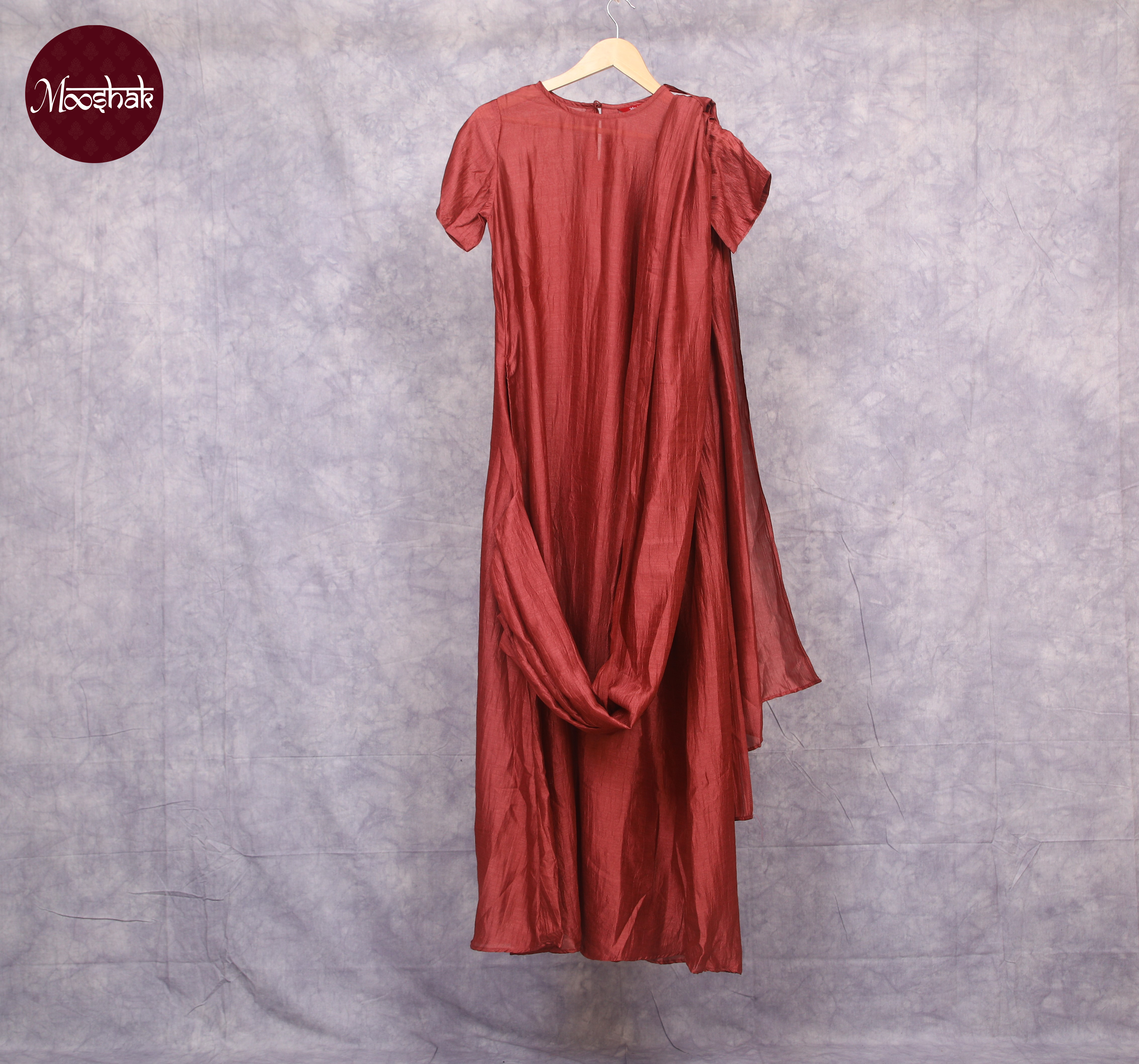 Mangai- Drape - Saree in Onion Pink Georgette