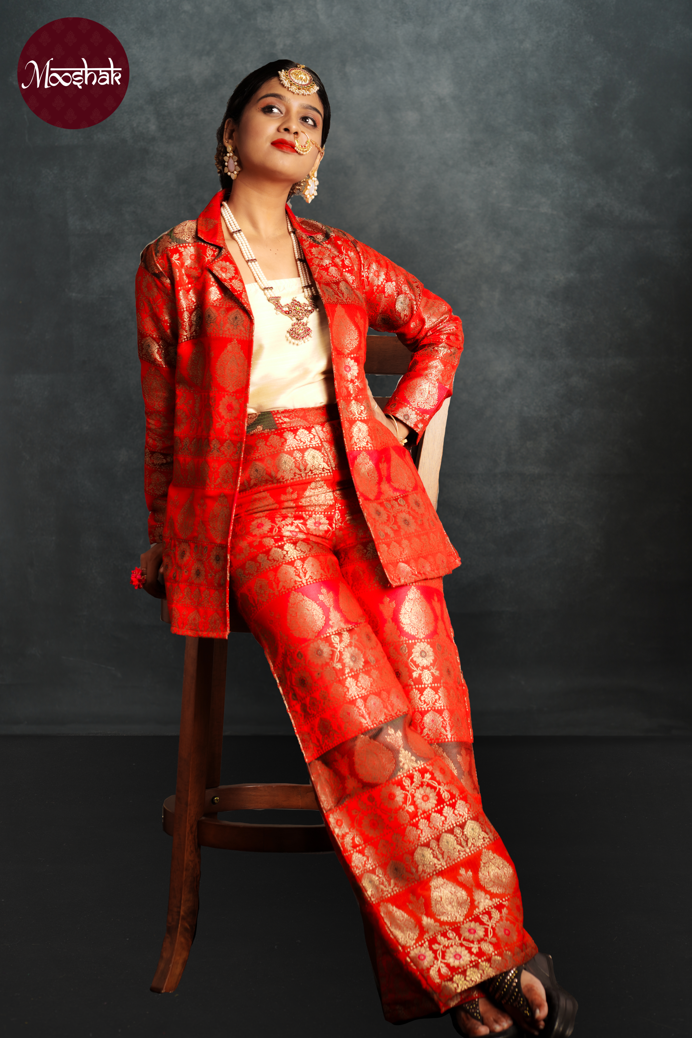 Maya - Blazer Set in Multicolor red brocade with offwhite