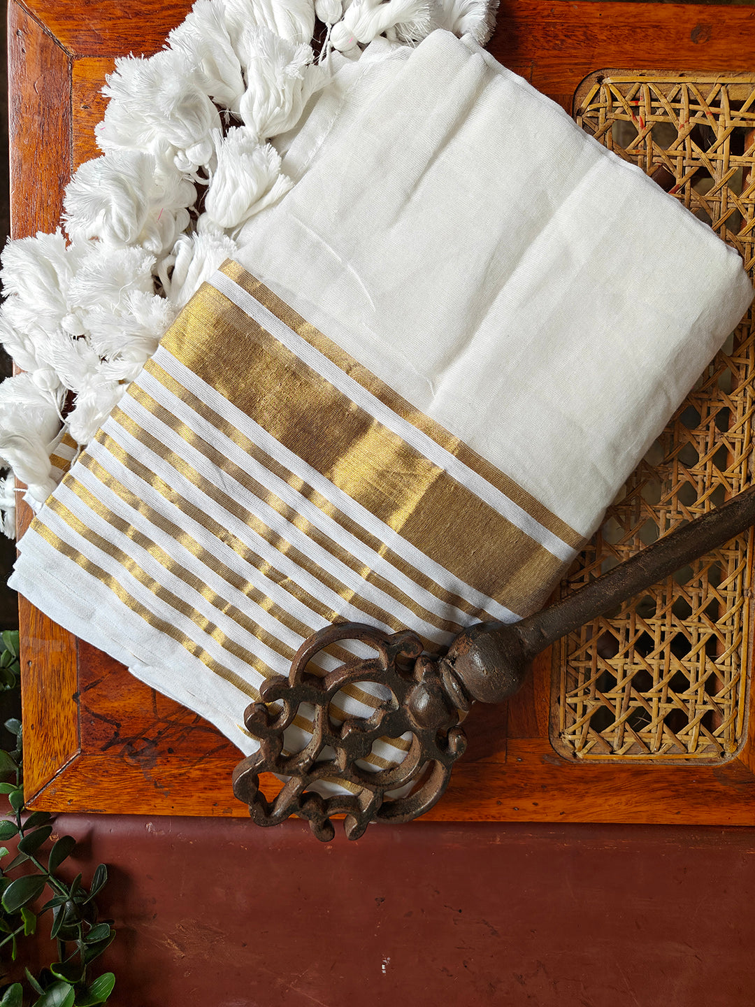 Aanchal - Saree (Unstitched) in White with Gold Border in Mul cotton fabric