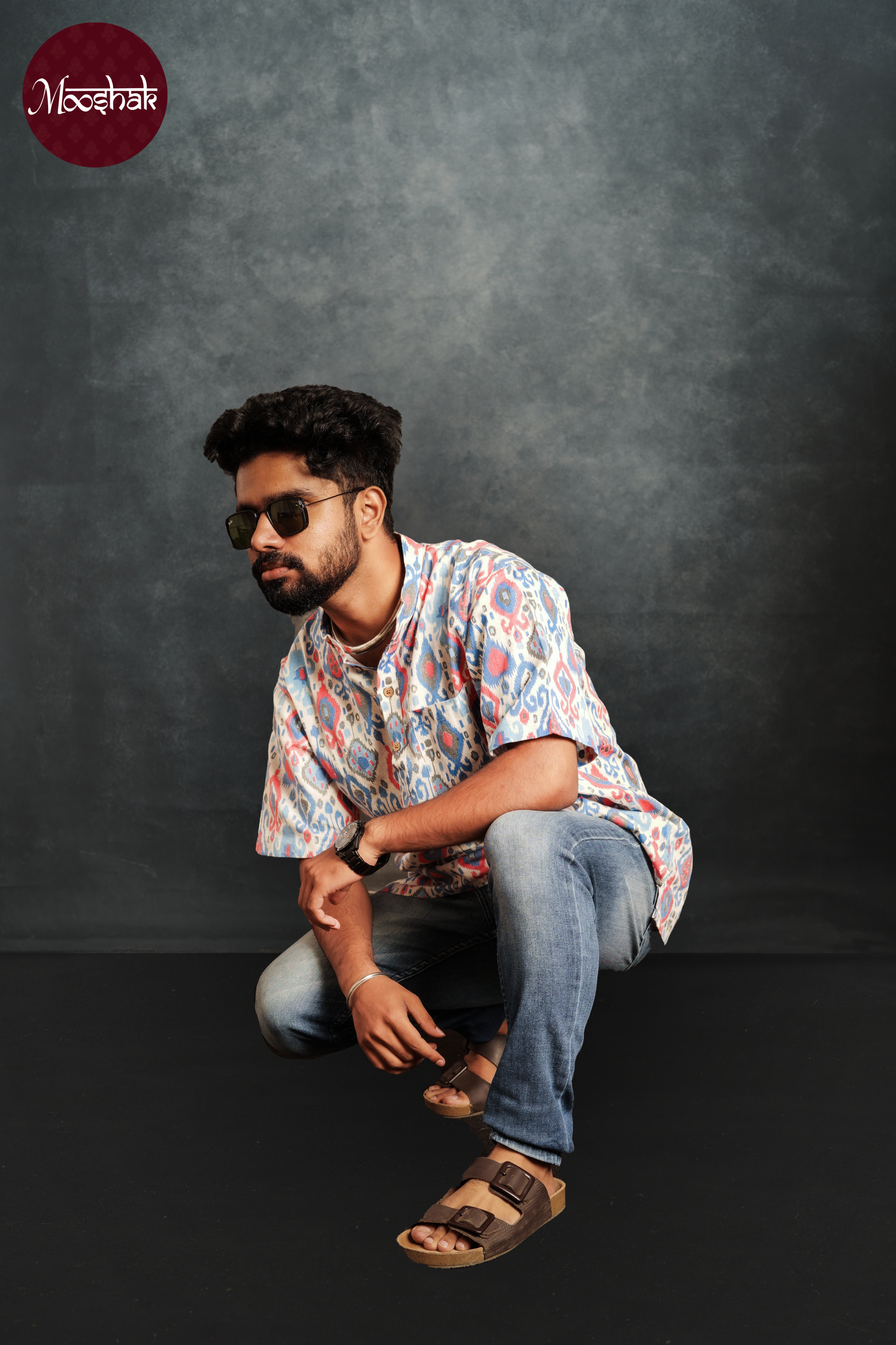 Pioneer - Kurta in Blue-Pink Patola print