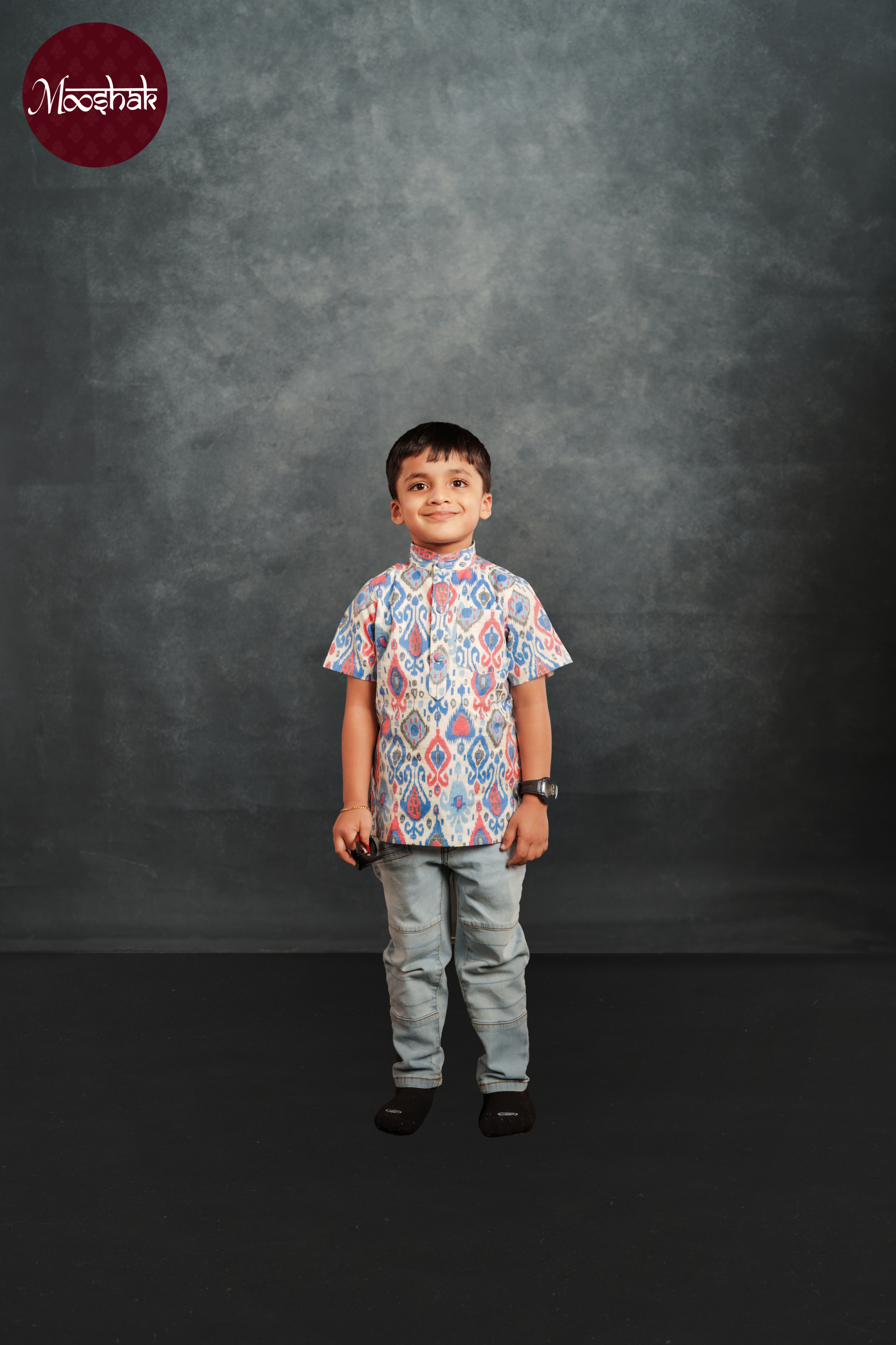 Pioneer - Kurta in Blue-Pink Patola print