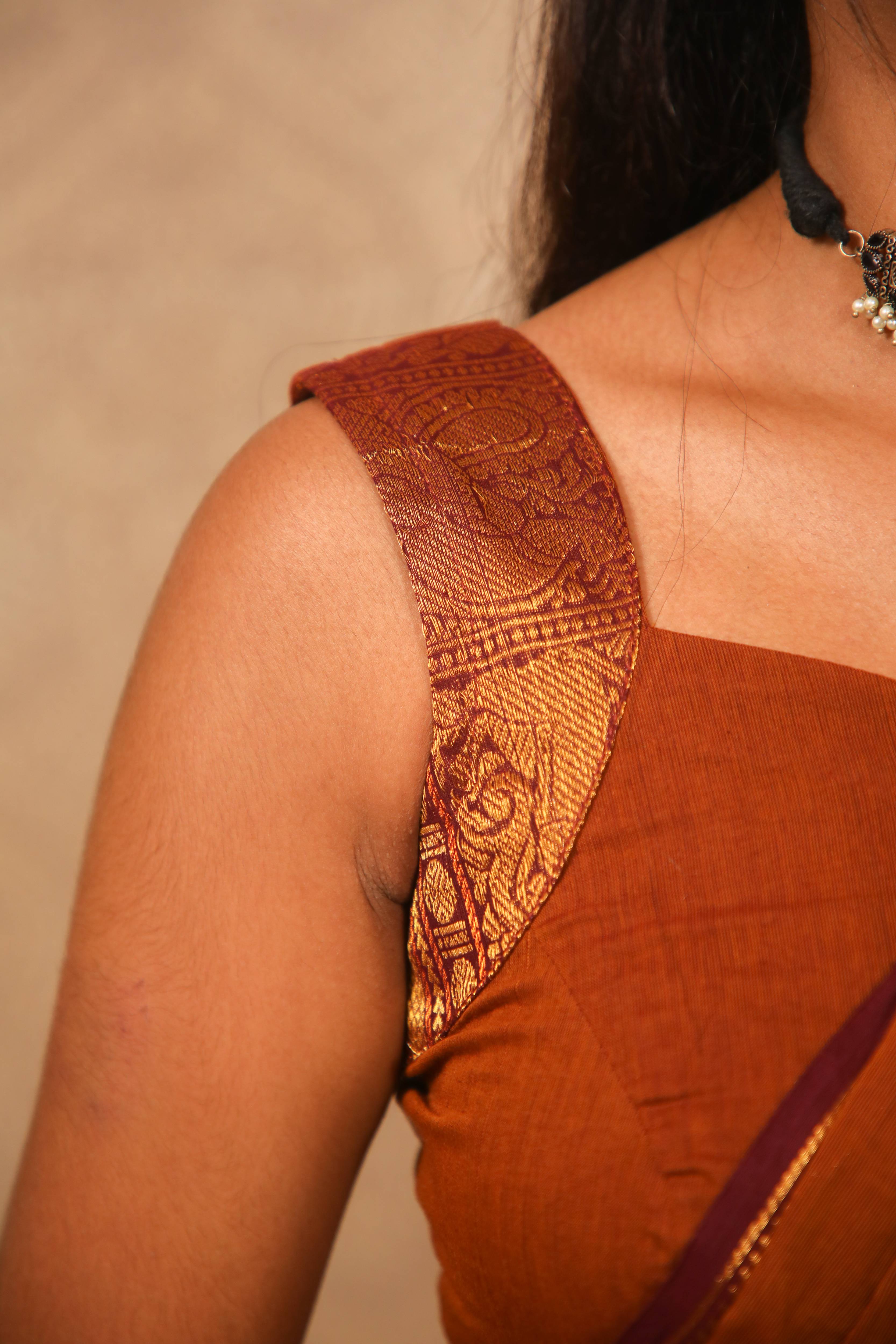 Varnam - 1 minute Ready-to-wear saree in Brown color in Kanchi Cotton