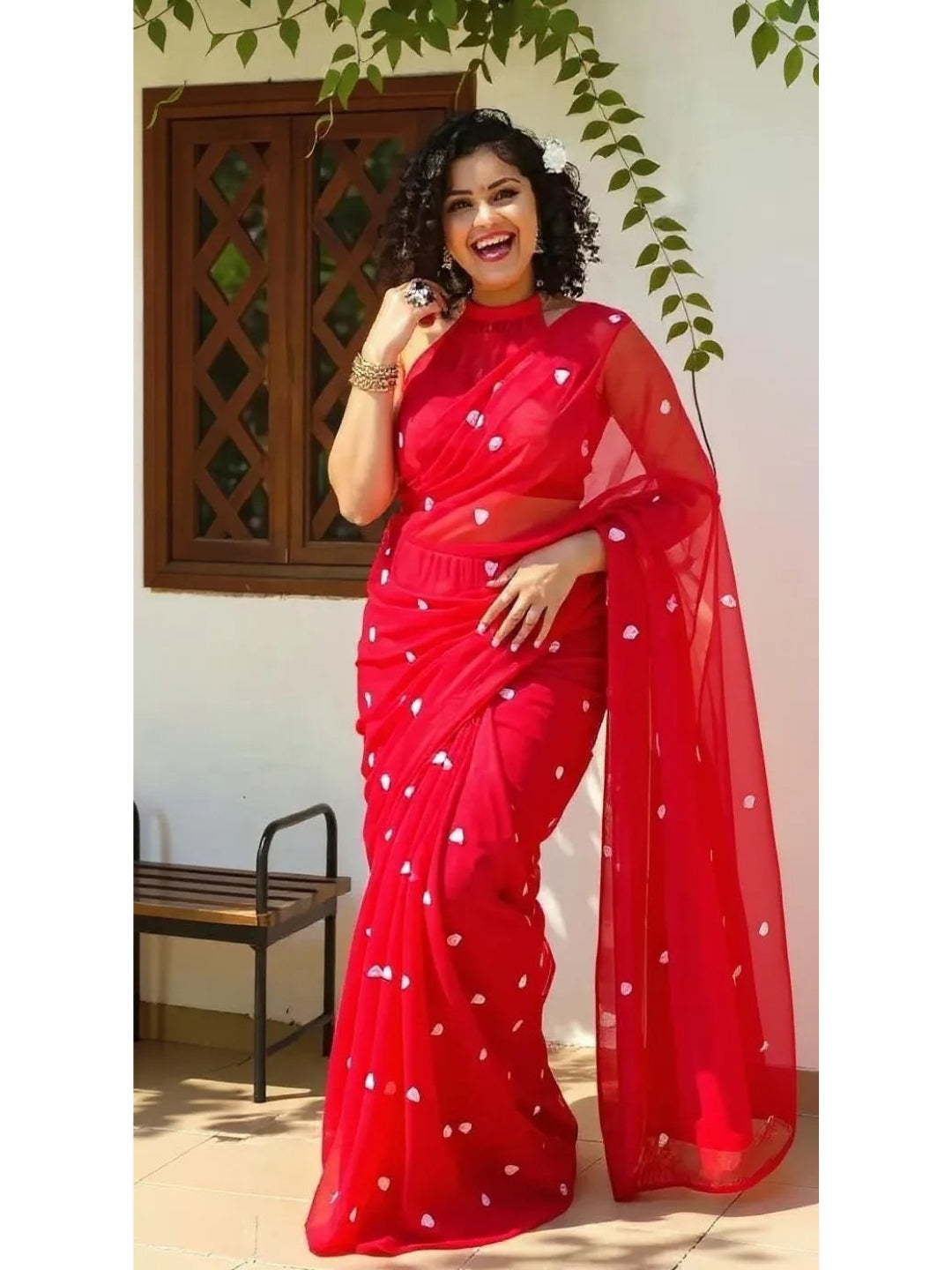 Aanchal - 1 minute Ready-to-wear saree in Red heart in Mul cotton
