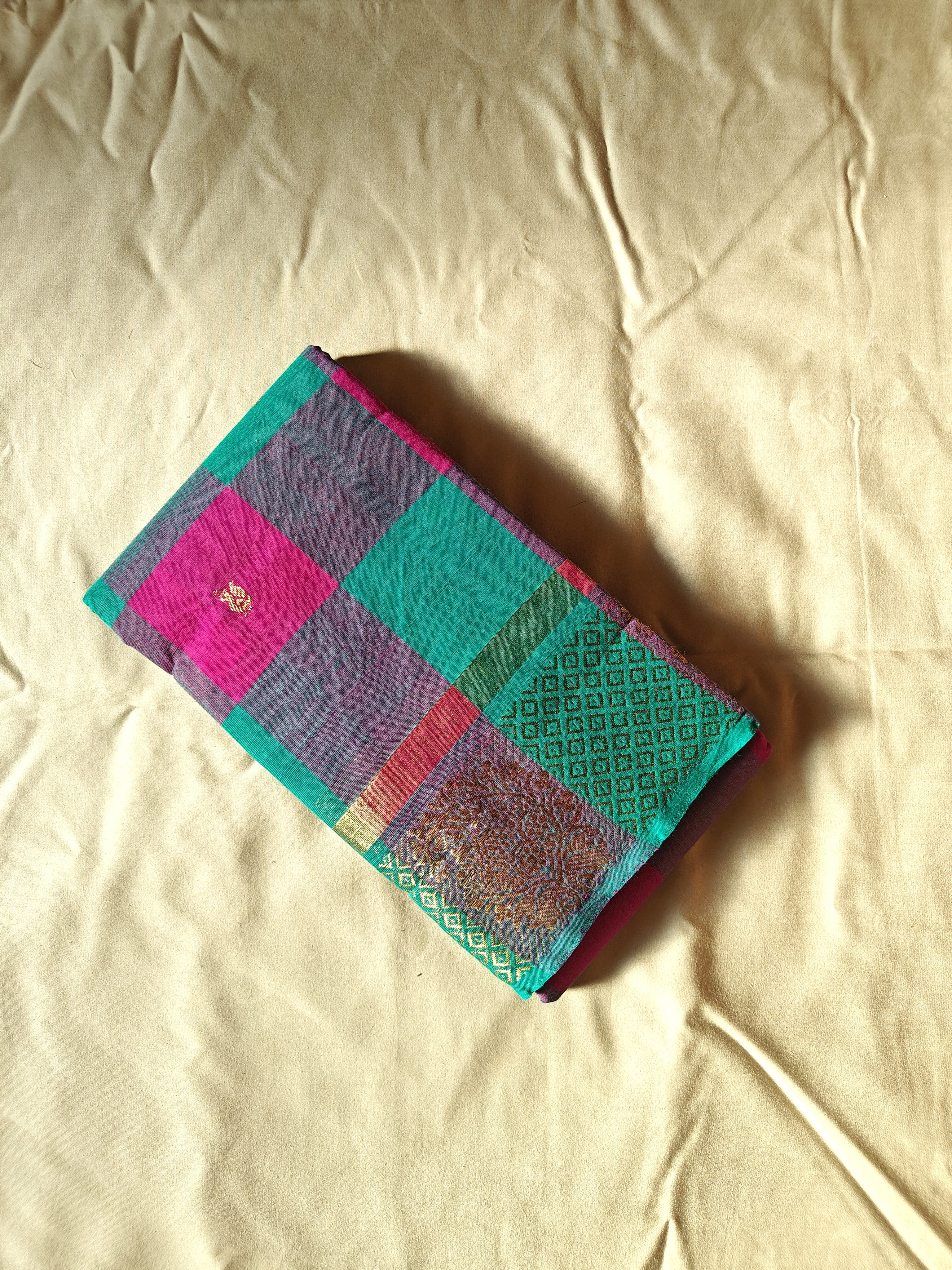 Kattam- Saree (Unstitched) in Chettinad cotton in Teal and Pink checks