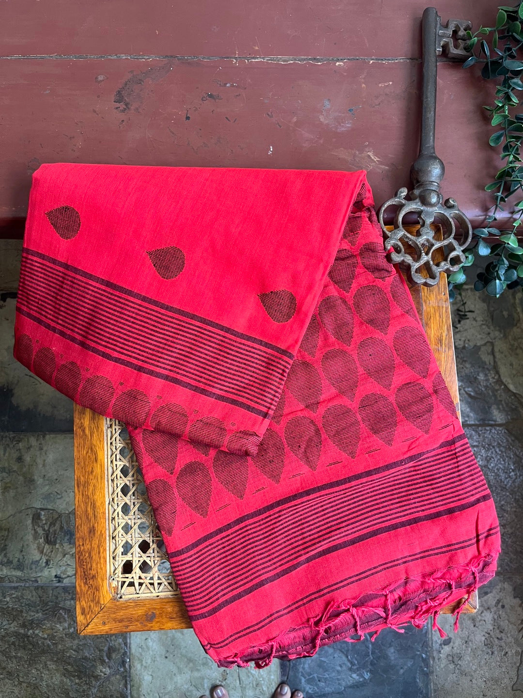 Aanchal - 1 minute Ready-to-wear saree in Red in Handloom Masrize Cotton