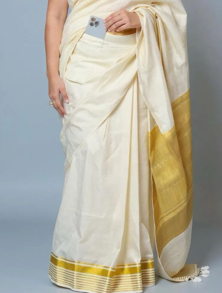 Aanchal - 1 minute Ready-to-wear saree in White with gold border in Mul cotton