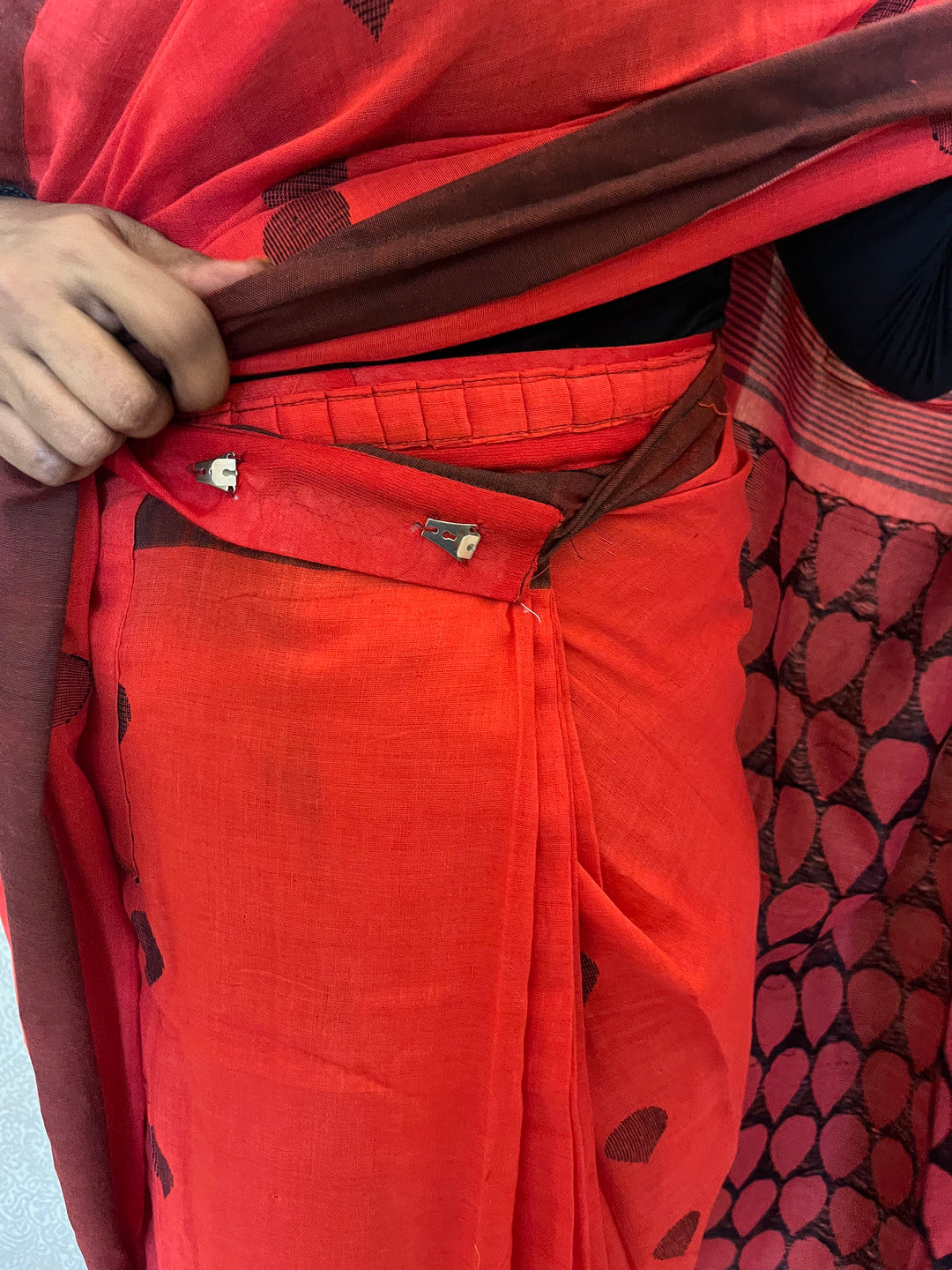 Aanchal - 1 minute Ready-to-wear saree in Red in Handloom Masrize Cotton