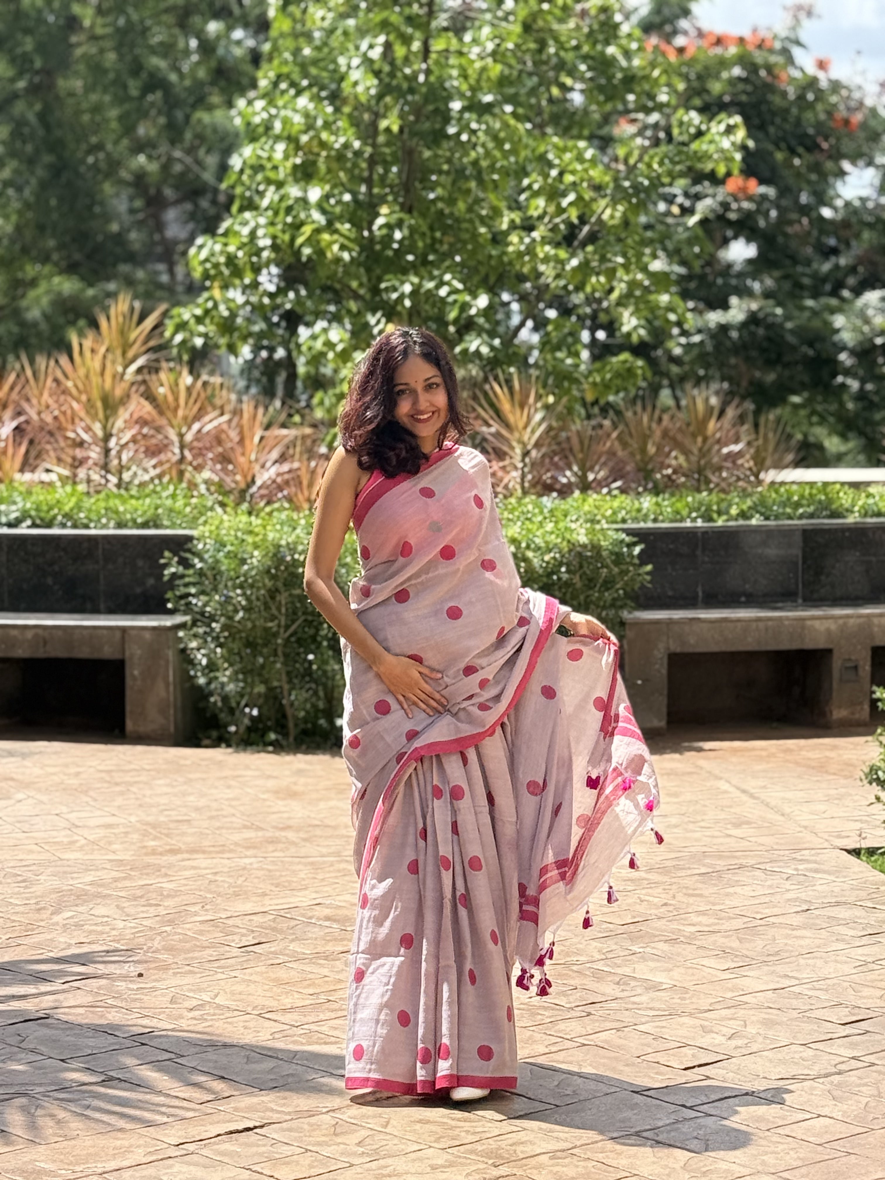 Aanchal - 1 minute Ready-to-wear saree in Beige Polka in Khadi fabric