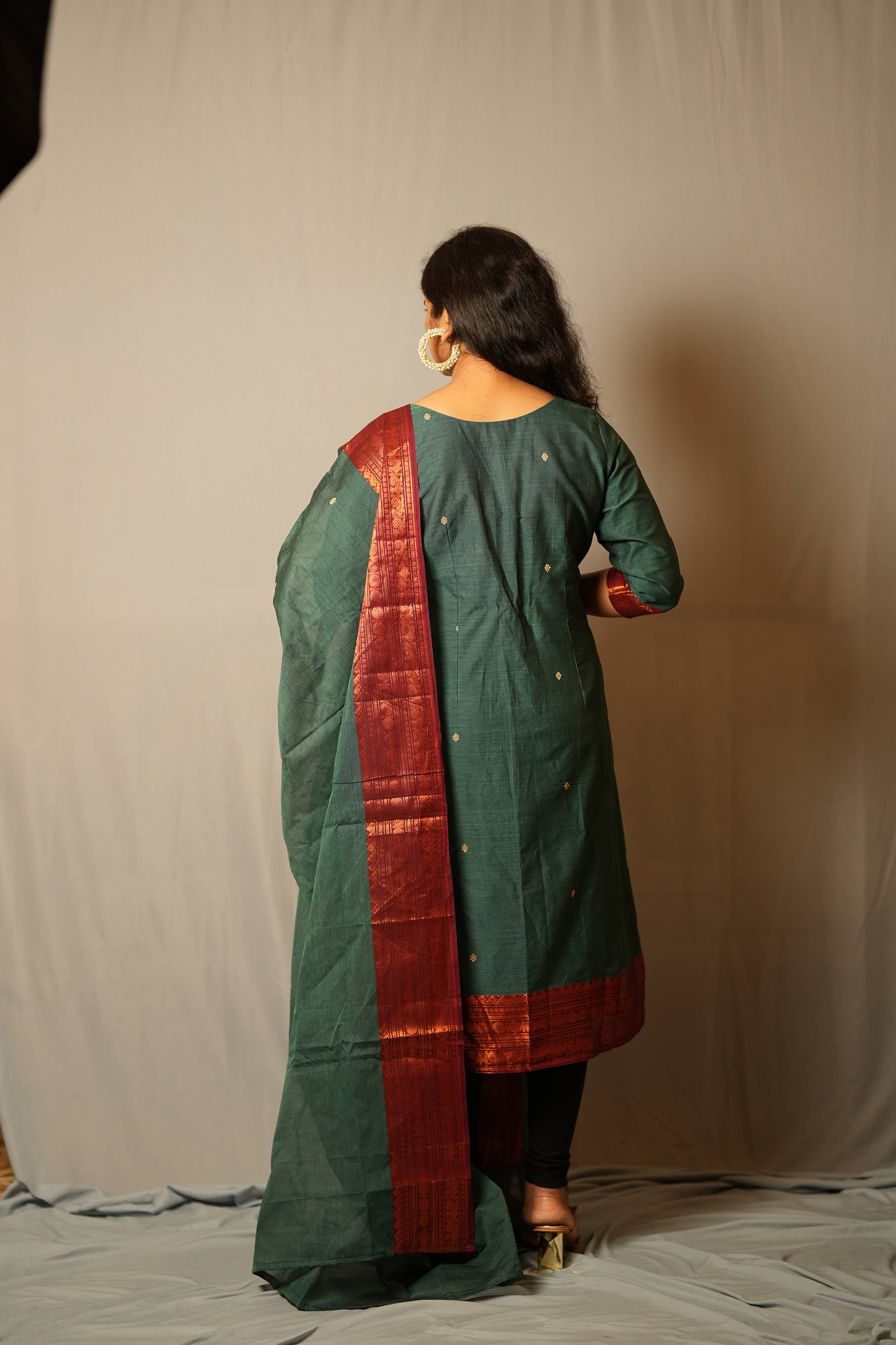 Geet - Kurti with dupatta in pure kanchi cotton in Teal color