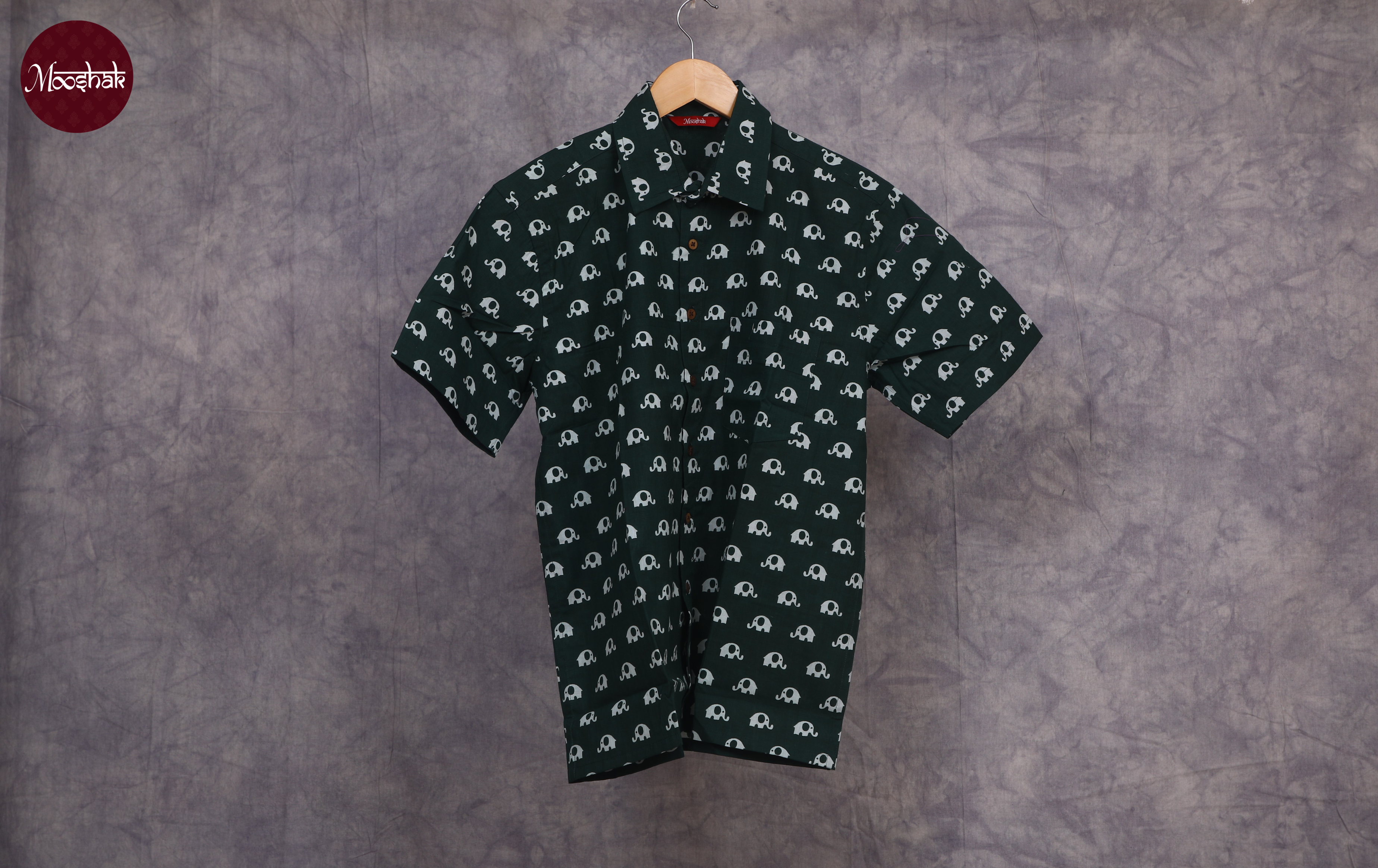 Elemental - Shirts in Green with elephant print