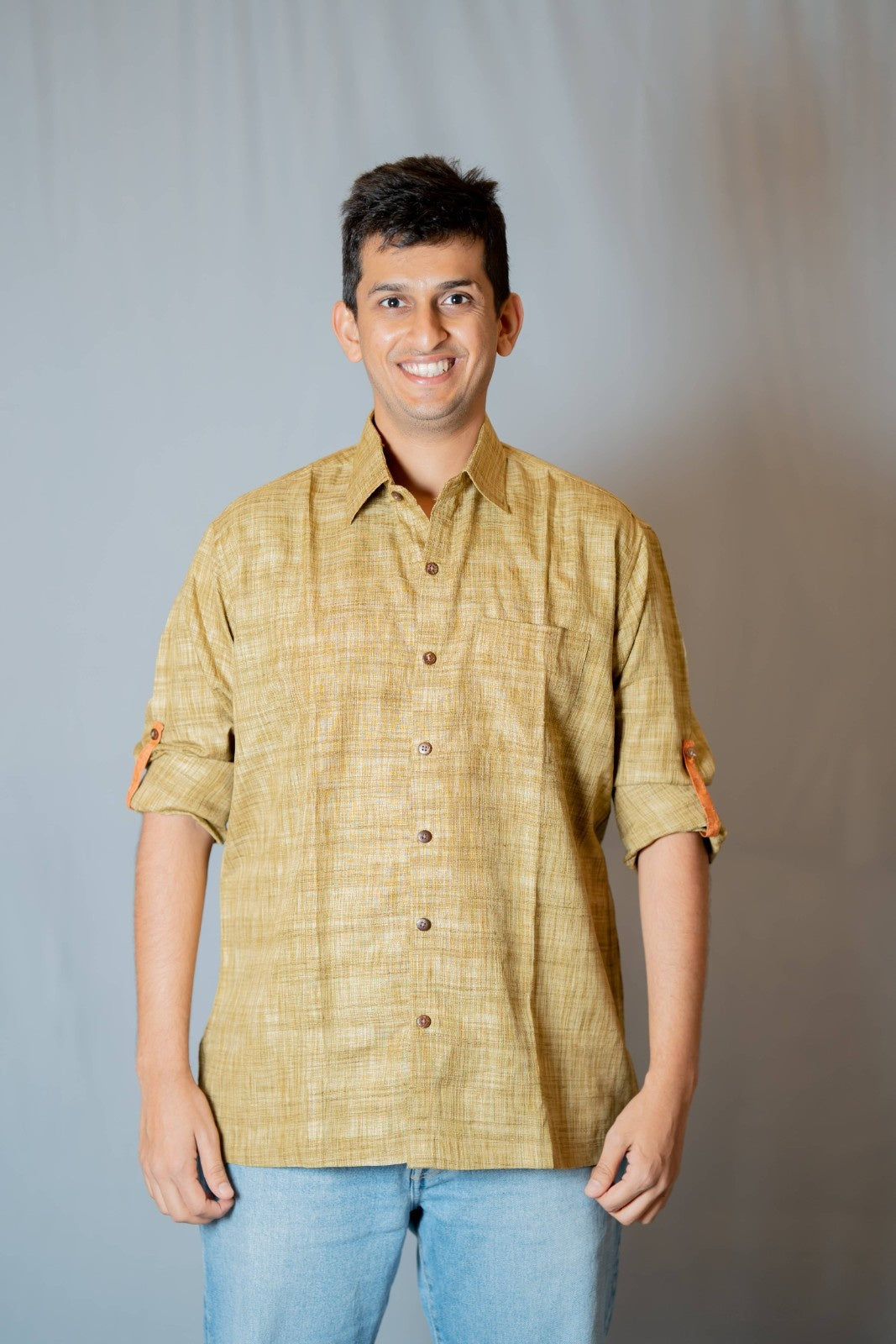 Terra - Roll-up sleeve collared shirts in Olive co-jute