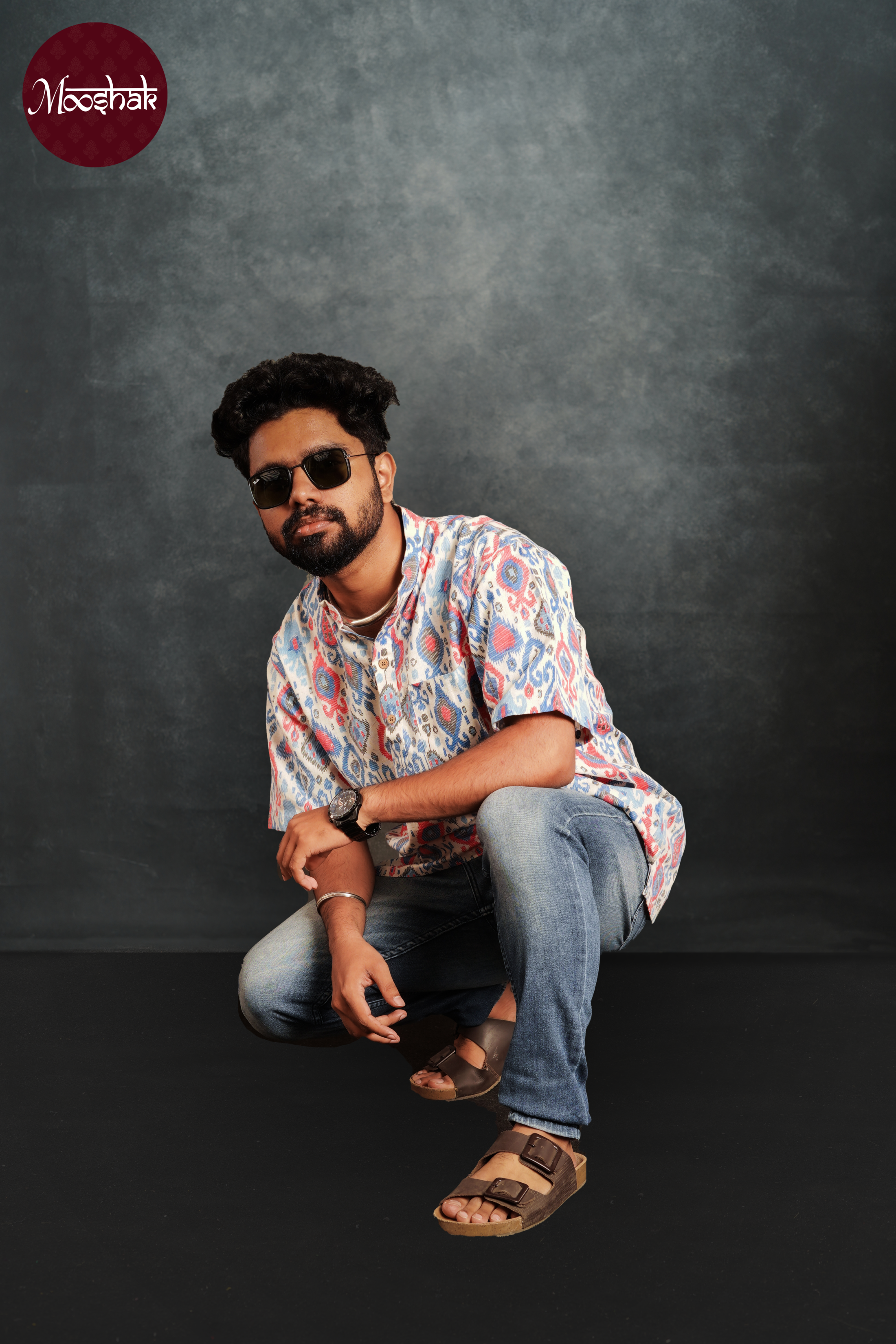 Pioneer - Kurta in Blue-Pink Patola print