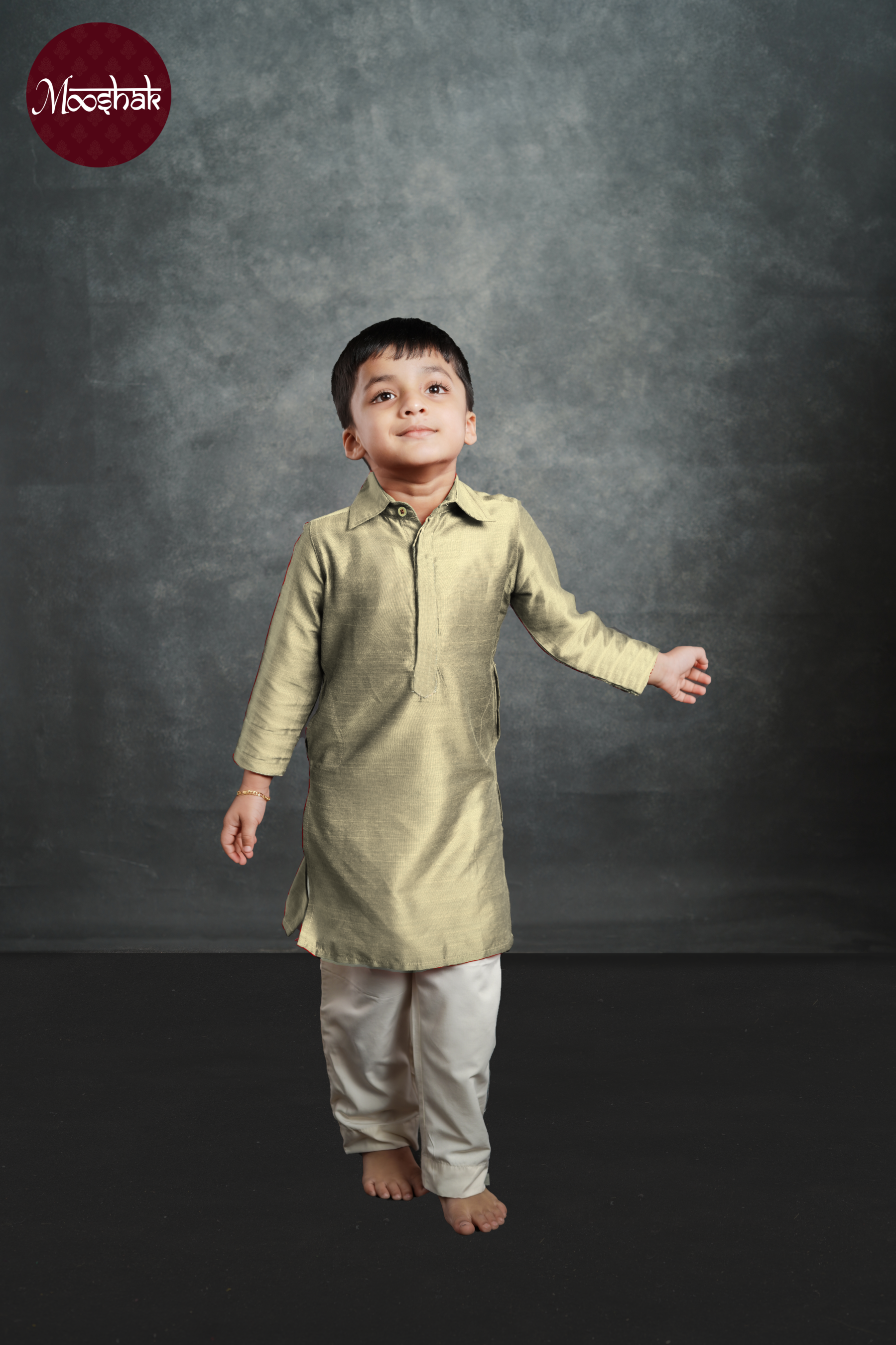 Raahi - Kurta in Beige silk cotton