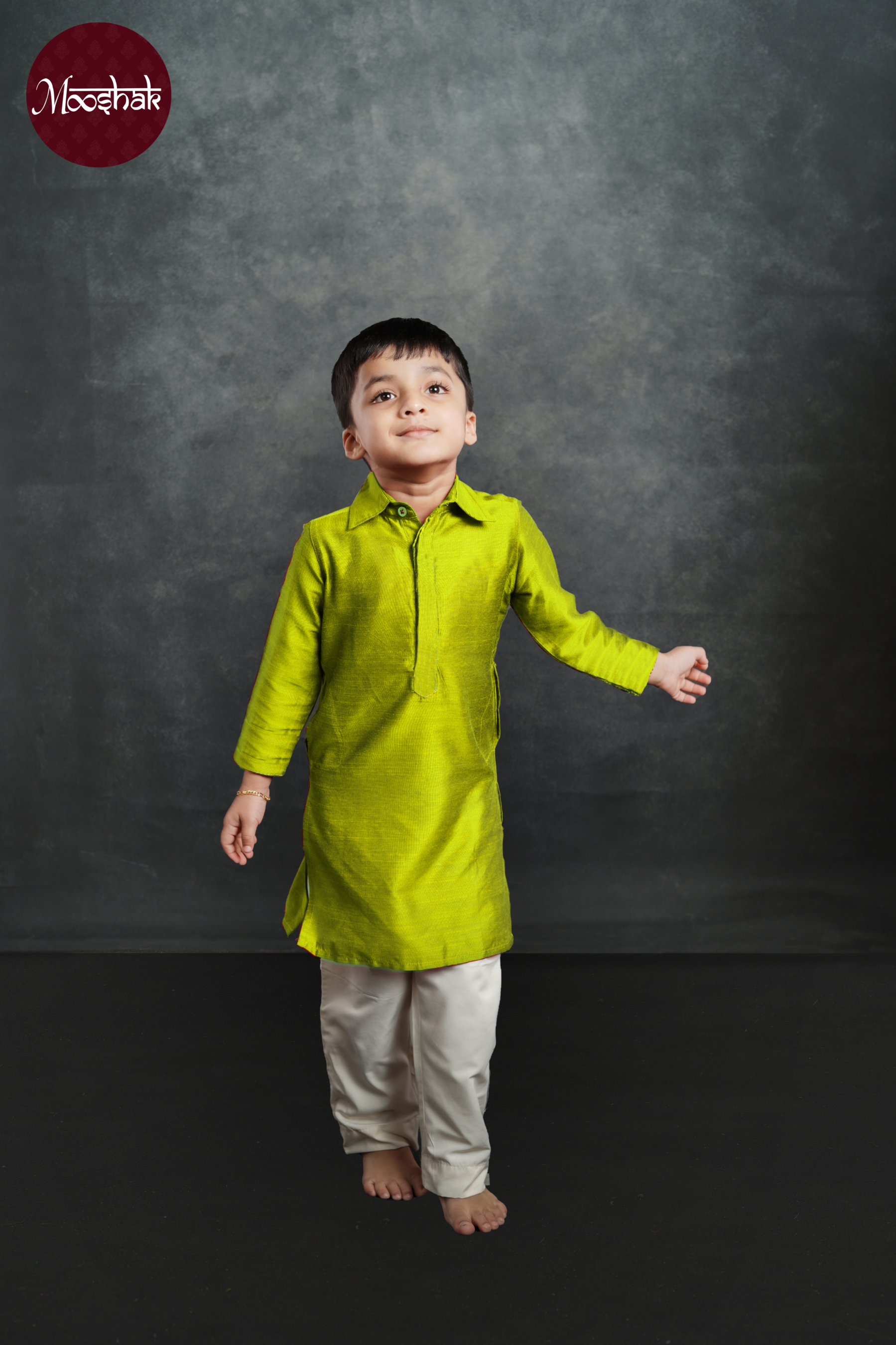 Raahi - Kurta in Green silk cotton