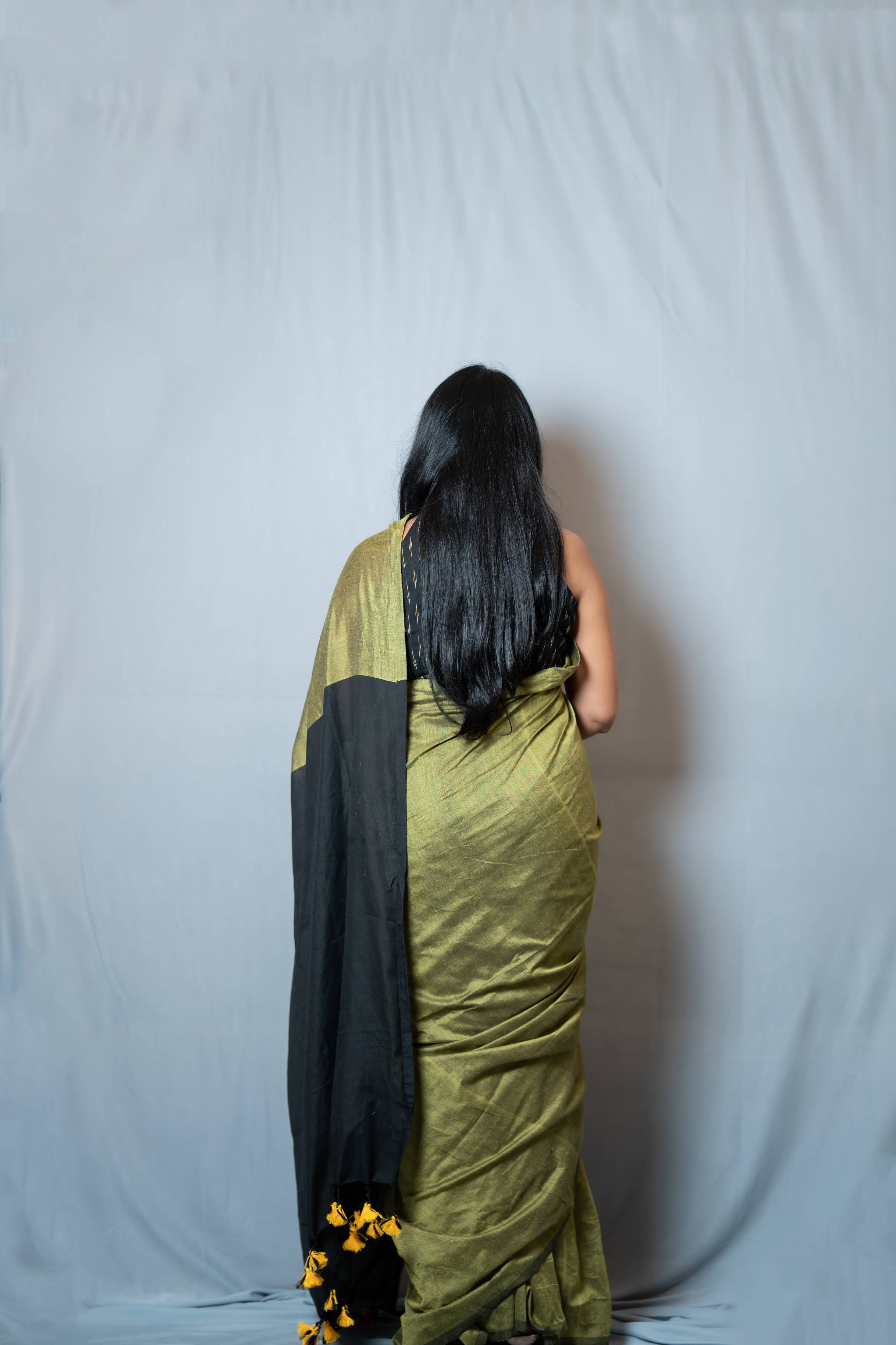 Aanchal - 1 minute Ready-to-wear Saree in mehndi-green with black in Khadi fabric