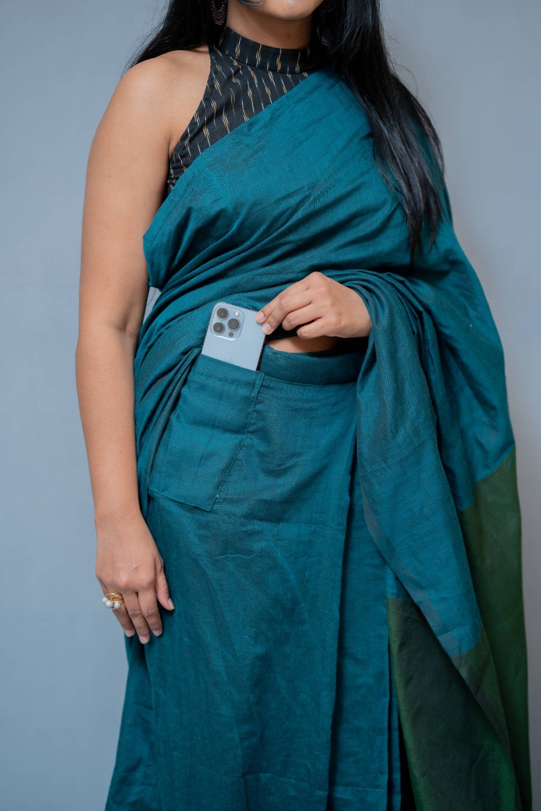 Aanchal - 1 minute Ready-to-wear saree in Teal with green in Khadi fabric