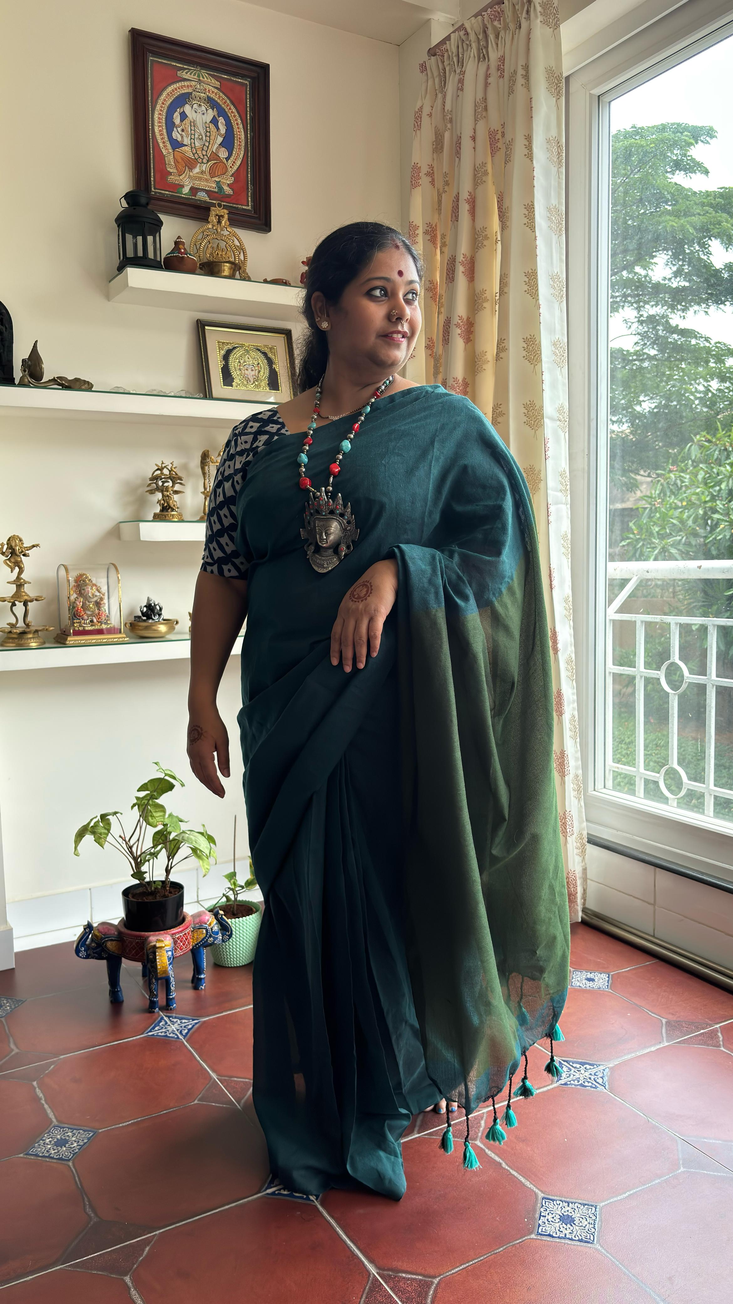 Aanchal - 1 minute Ready-to-wear saree in Teal with green in Khadi fabric