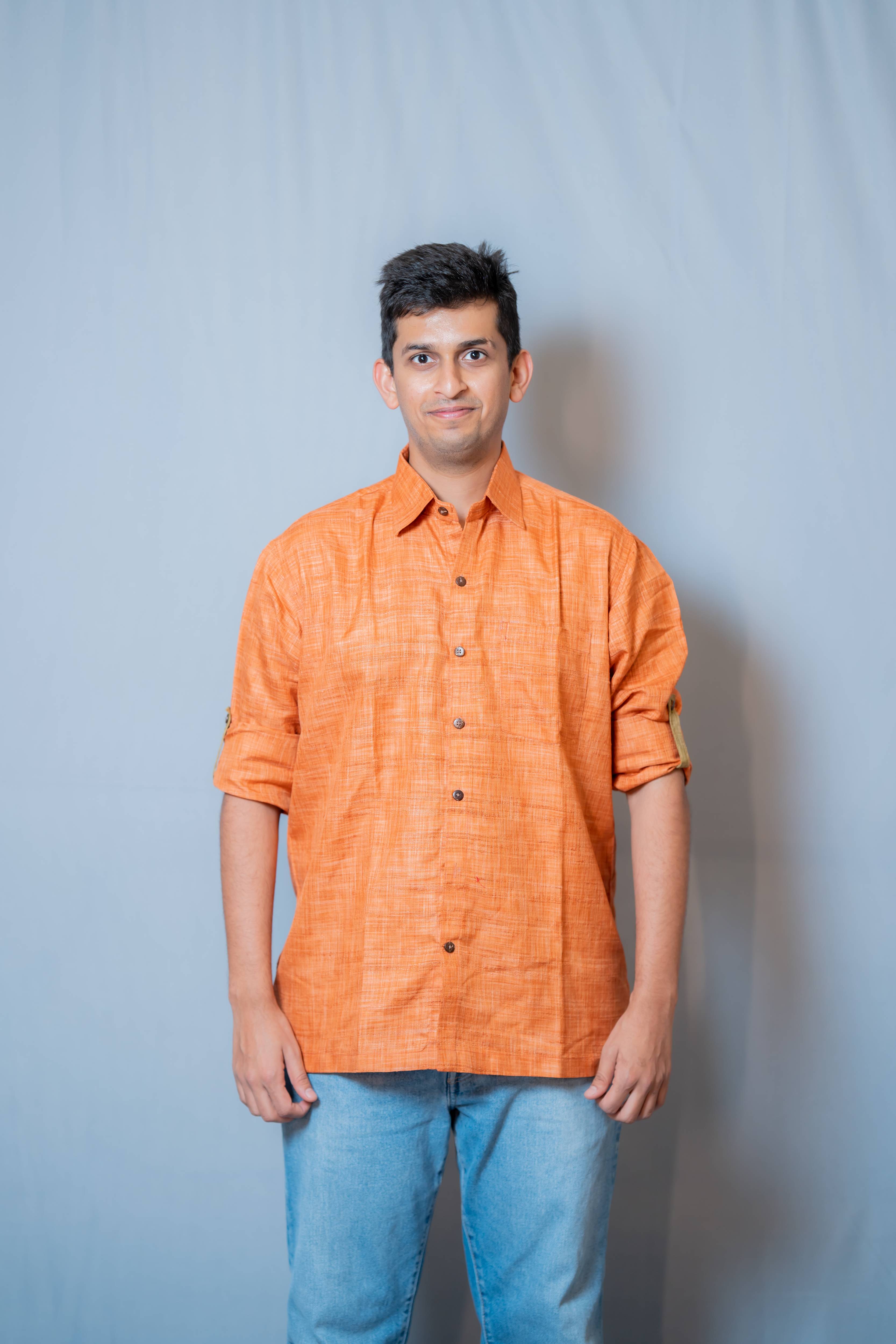 Terra - Roll-up sleeve collared shirts in Rust co-jute